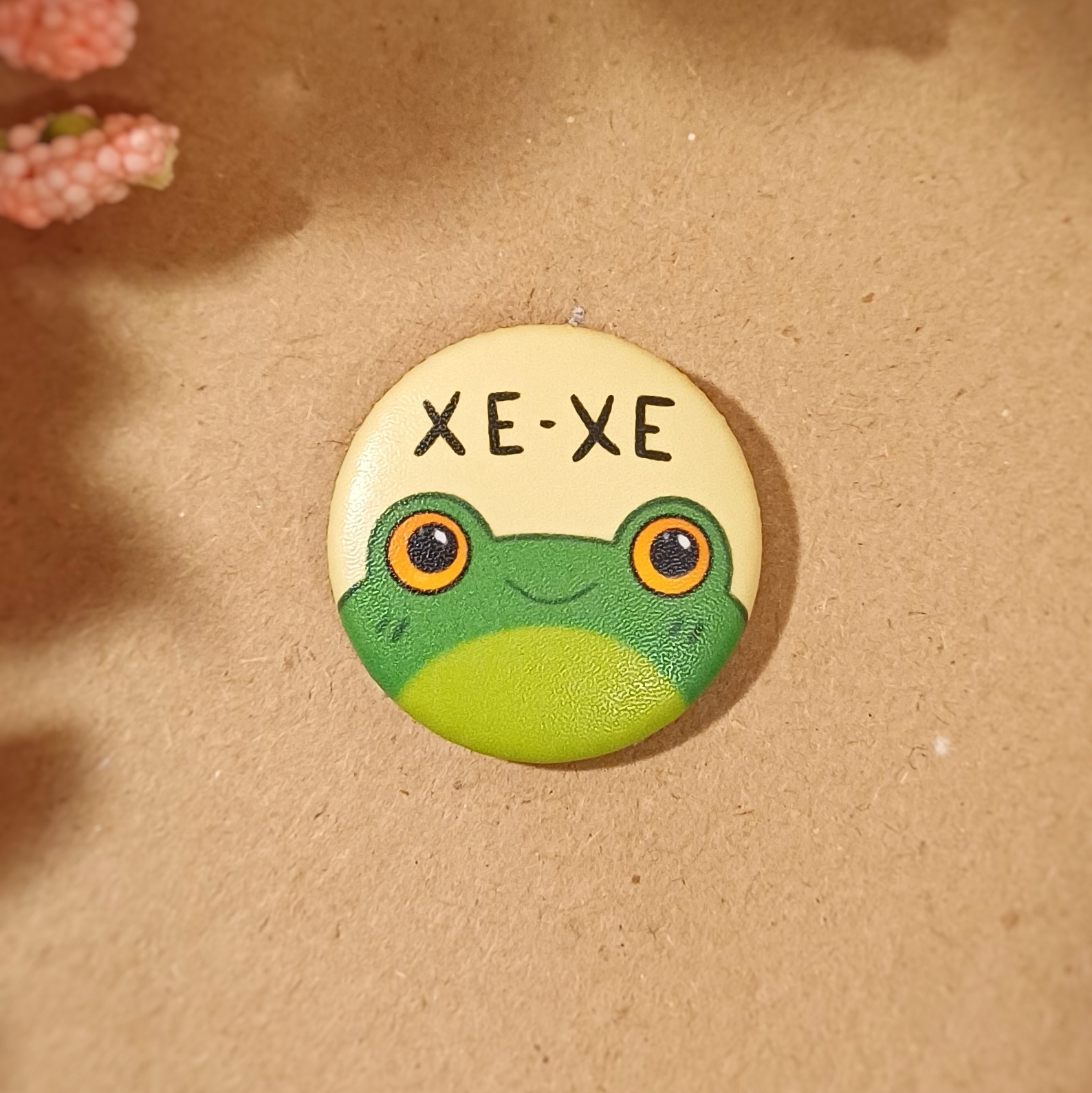 Значок 25 мм "хе-хе"