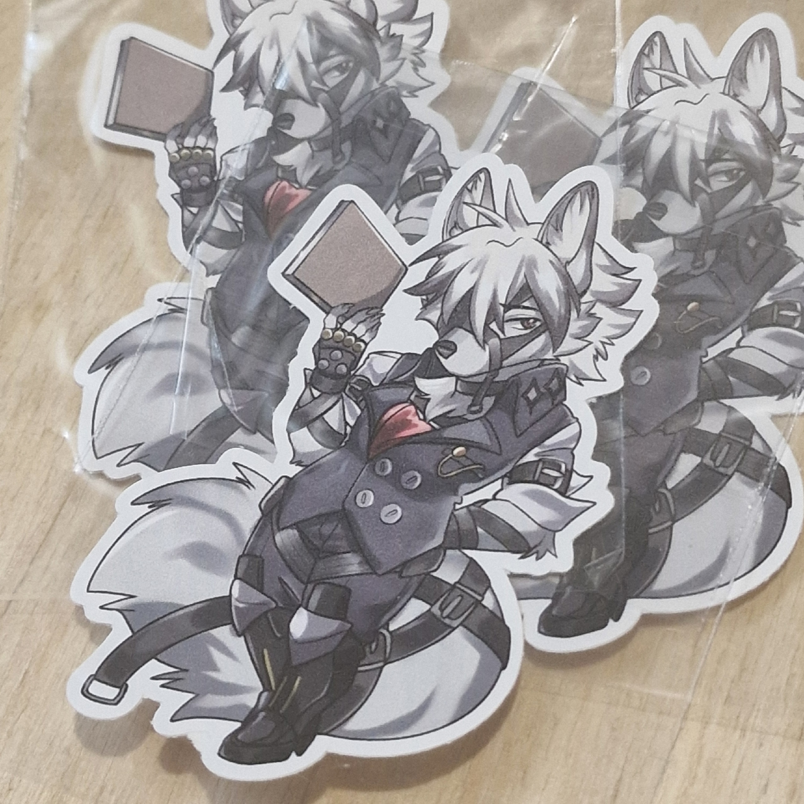 Стикер Ликаон 8 см