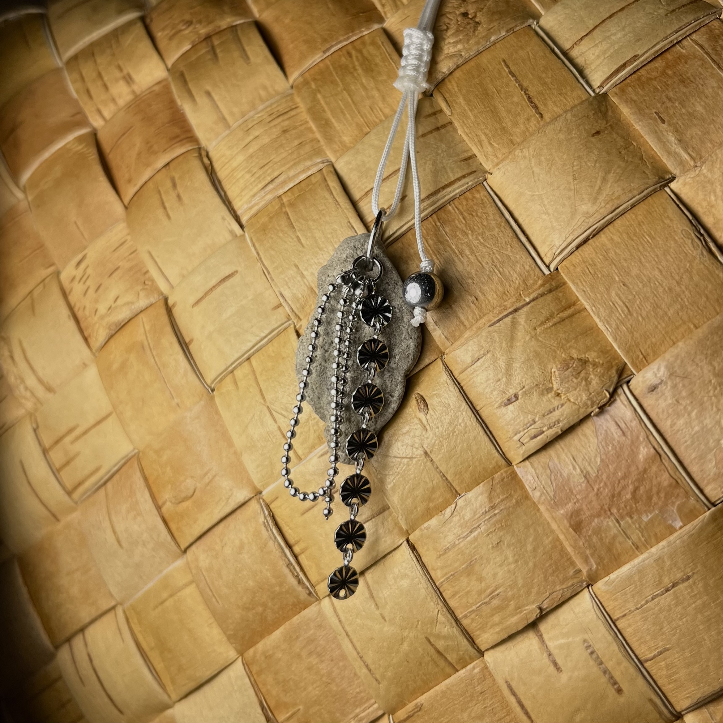 Подвеска «Куриный бог» Б2. Длина: 40-70см