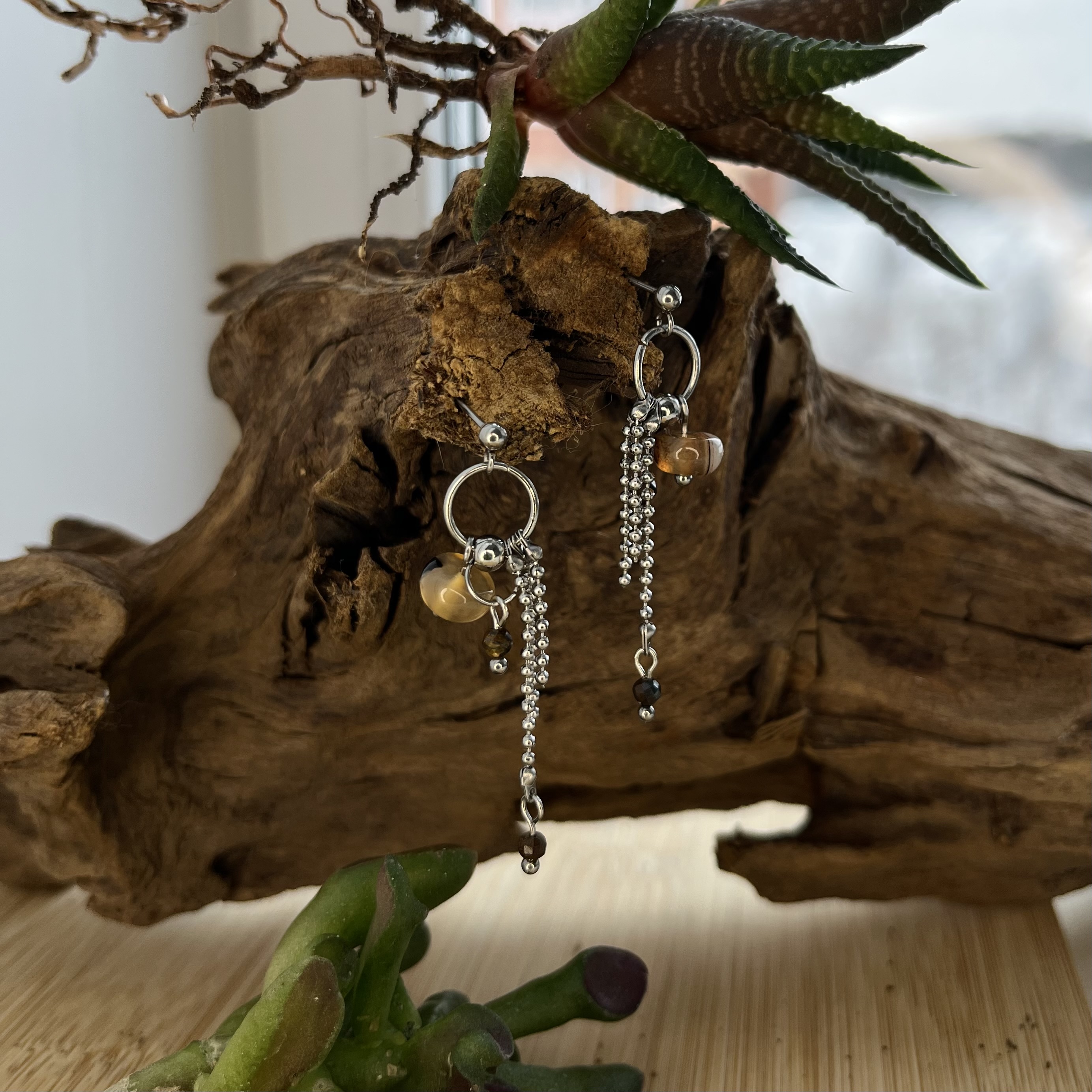 Серьги-гвоздики «Легкость сердолика»