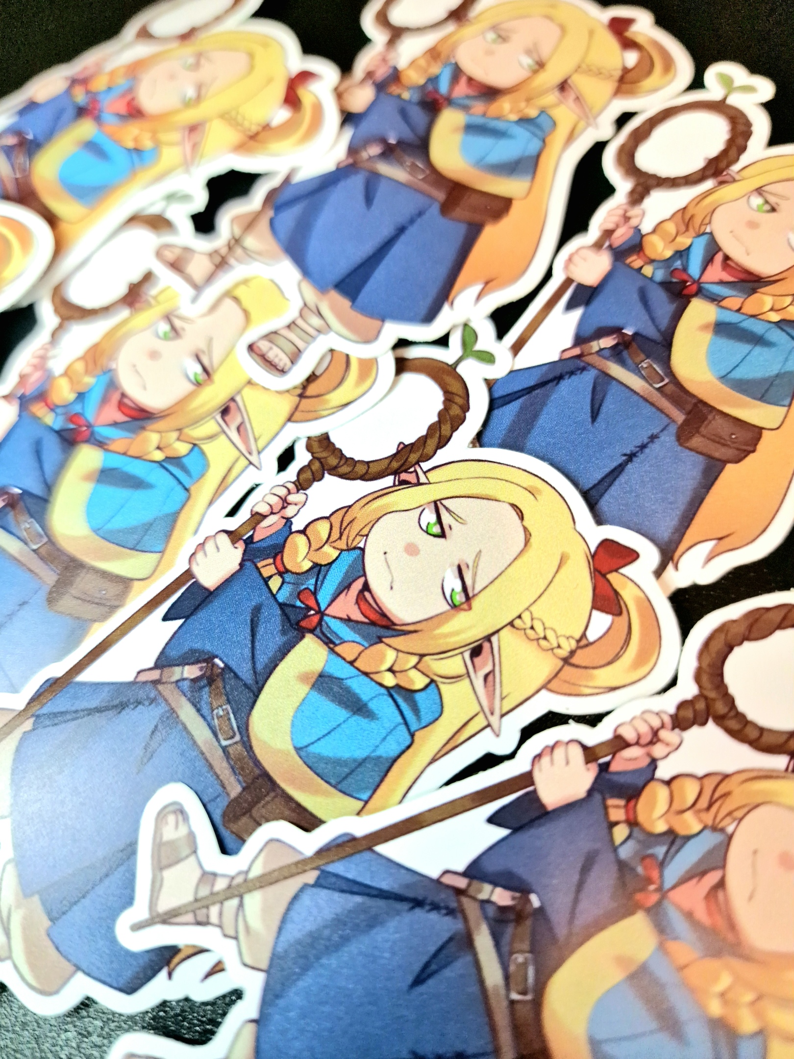 Стикер Марсиль подземелье вкусностей