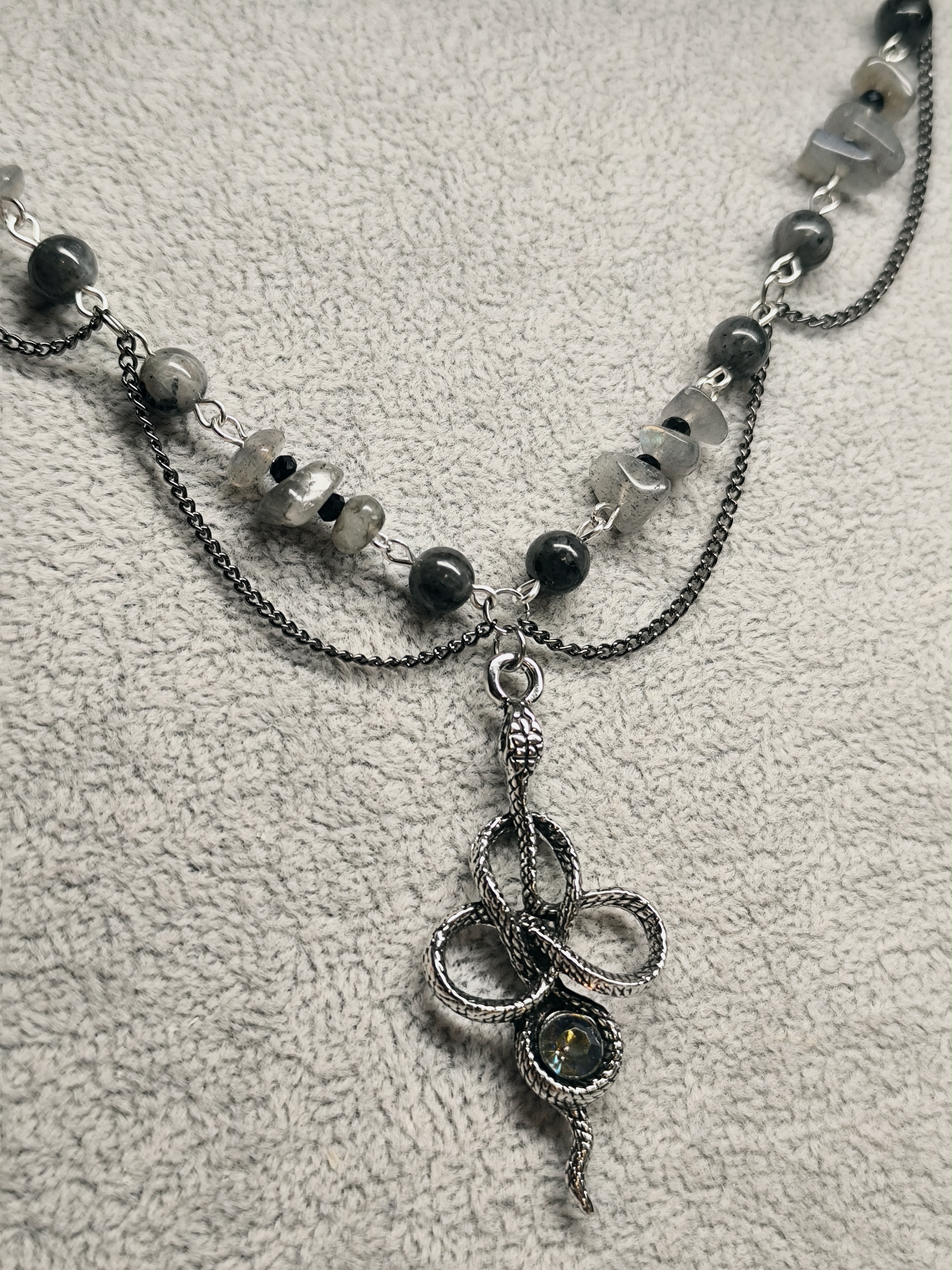 Ожерелье лабрадор