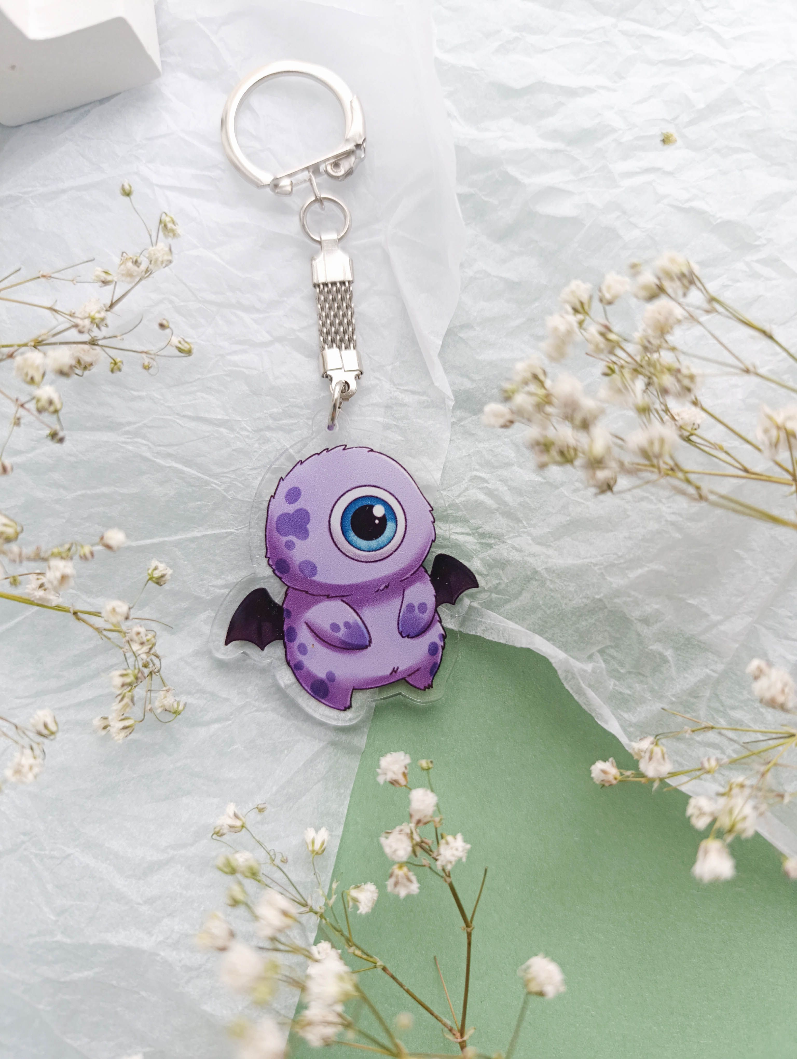 Брелок "Одноглазик с крыльями"