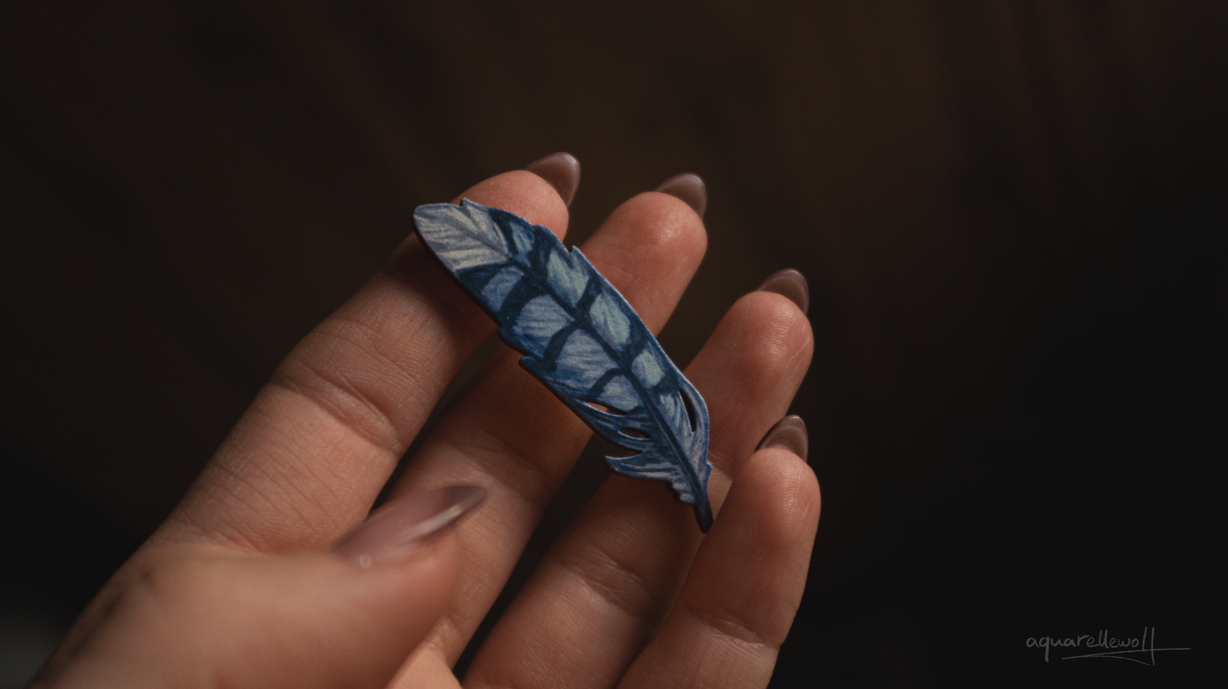 Значок дерев. “Перо сойки”