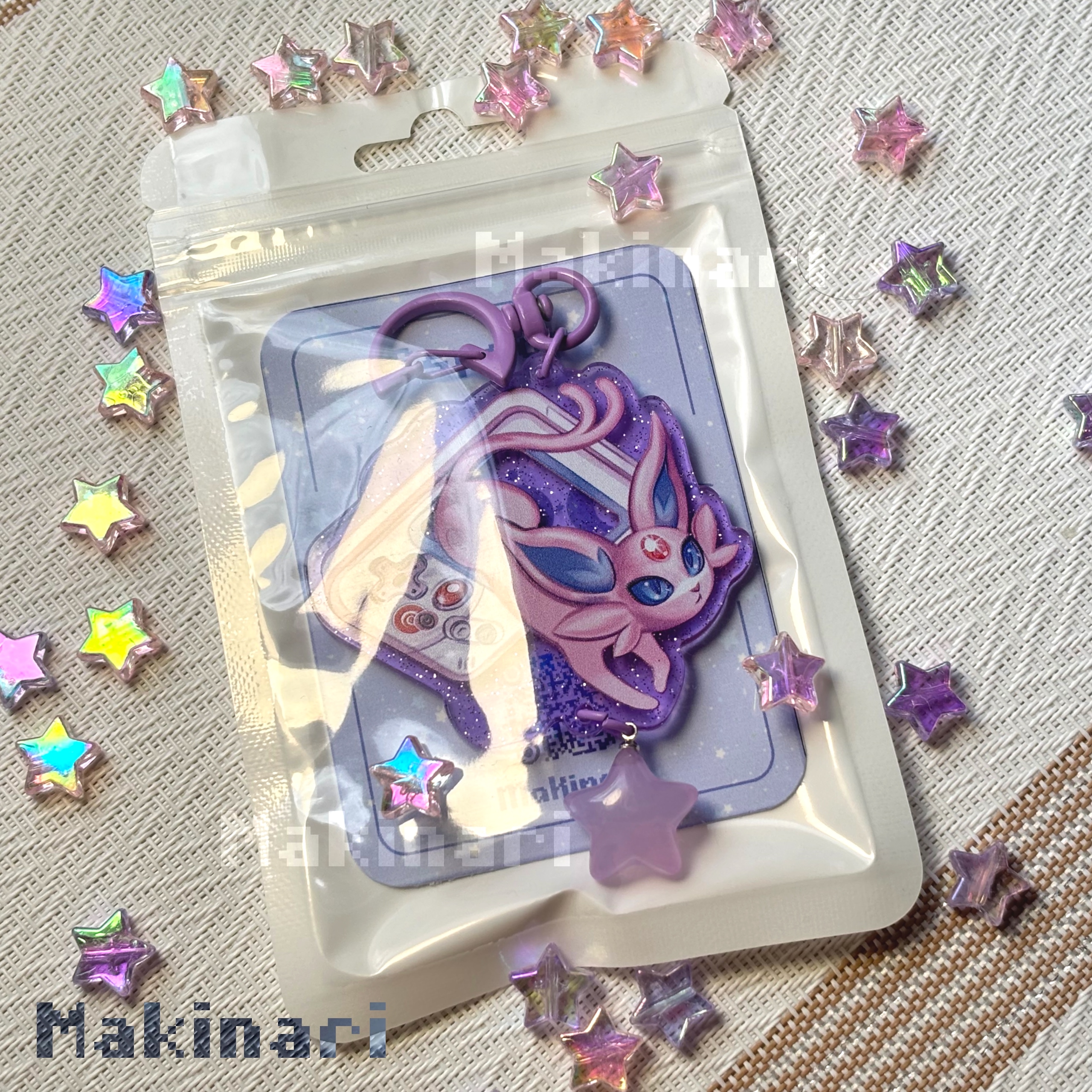 Брелок "Эспеон" на блестящем акриле (фиол.)