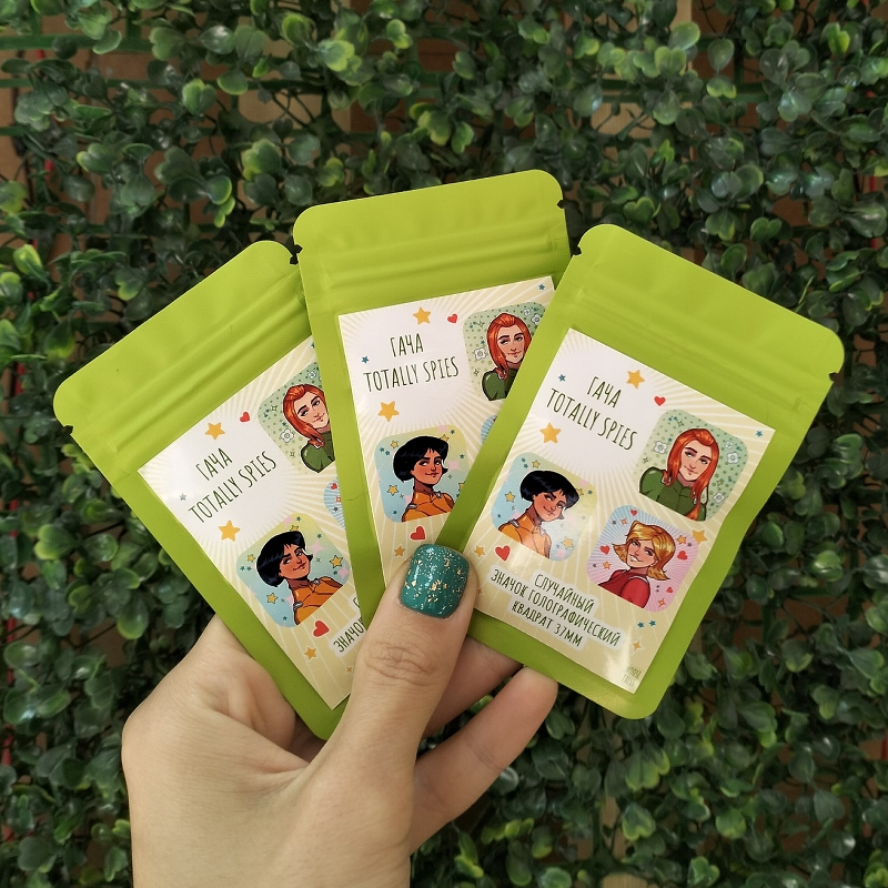 Гача значок квадрат Totally Spies