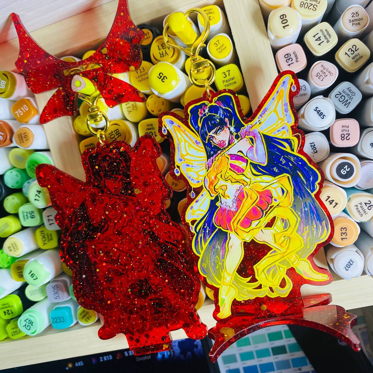 Брелок - Стенд Муза