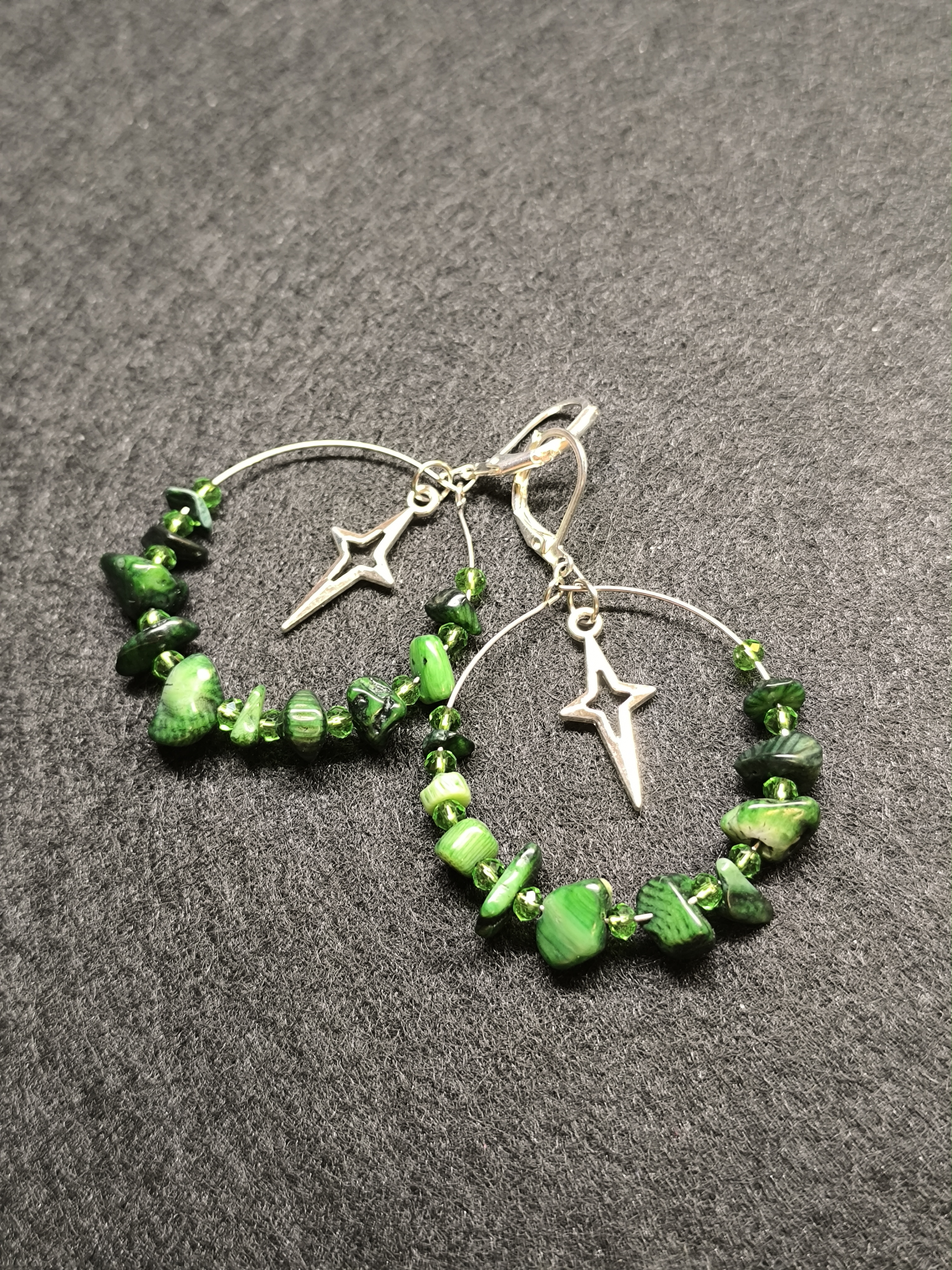 Серьги коралл зеленый