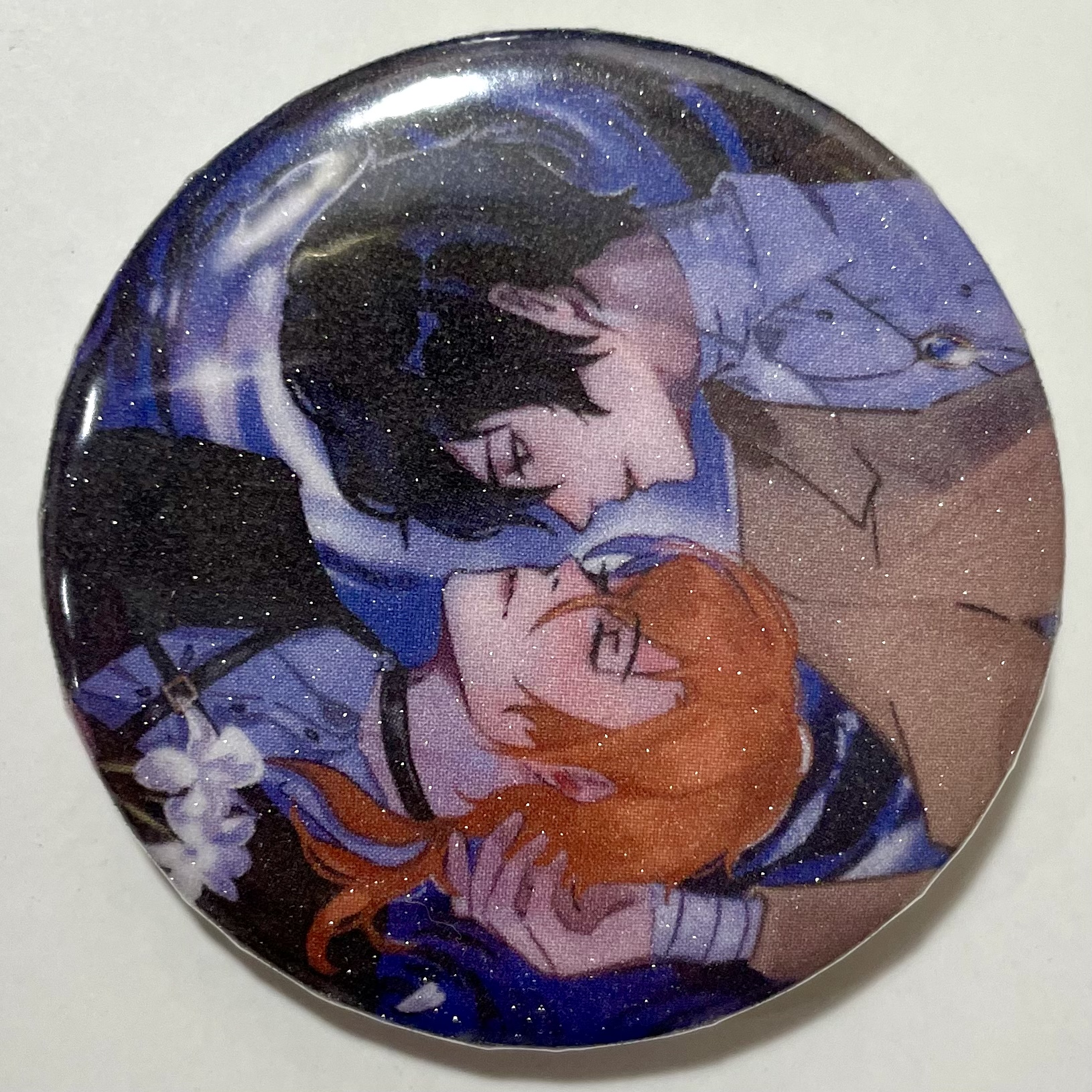 Значок заводь с блестками