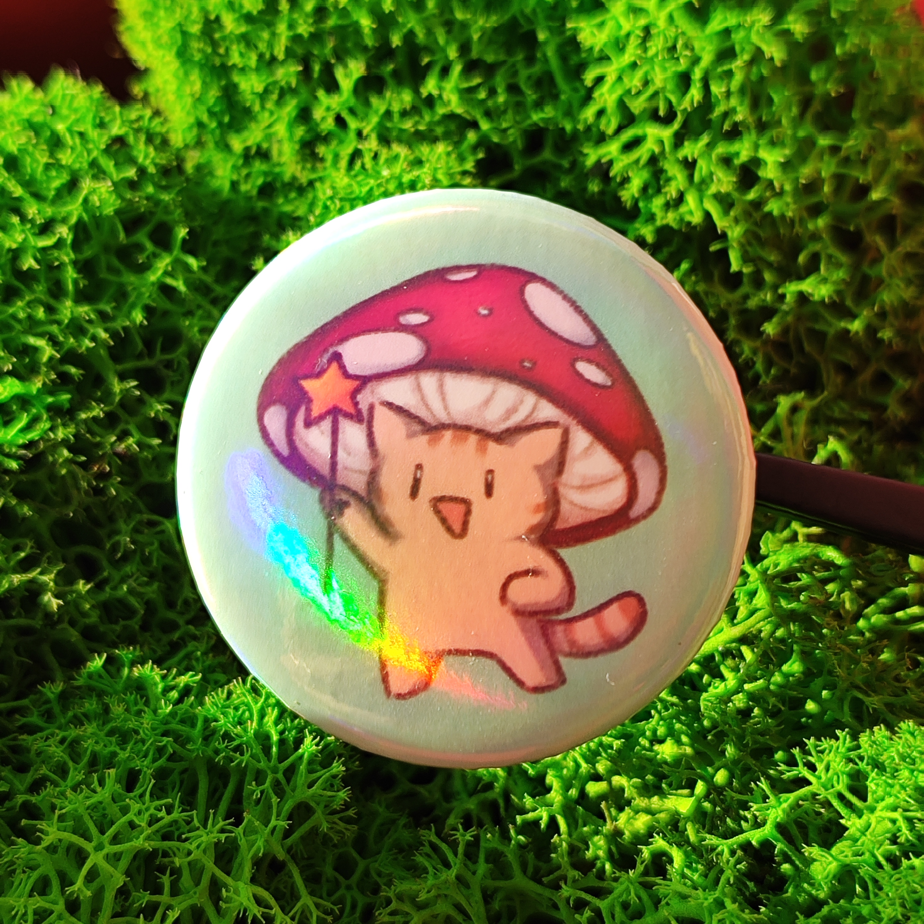 Значок 37 мм Грибочек радуга