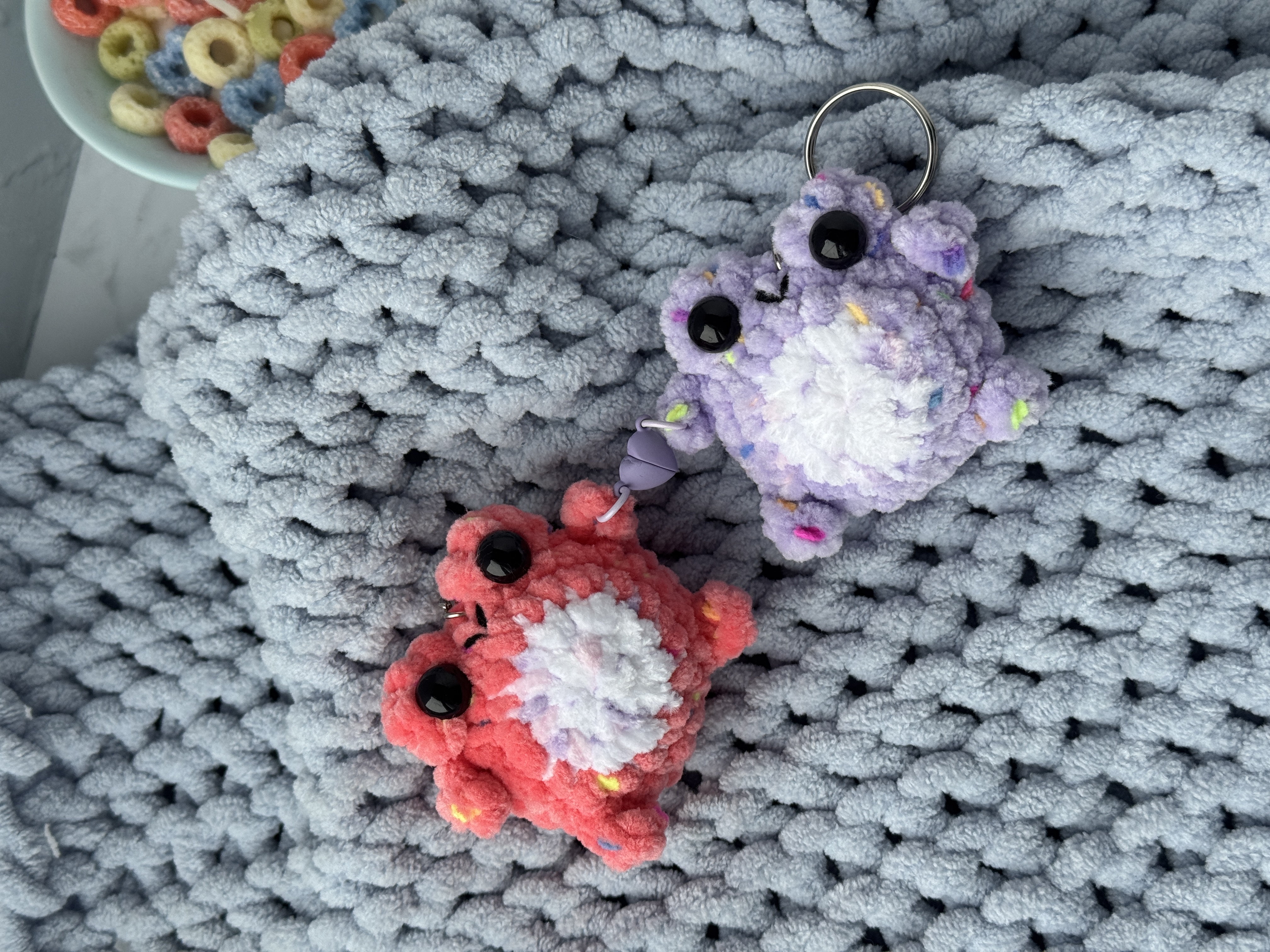 Парные жабки фиолетовые