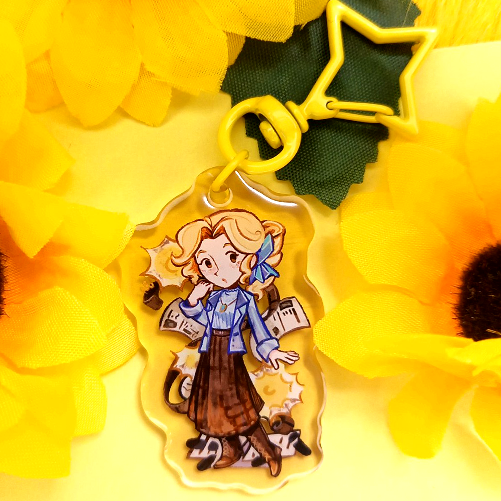 Брелок 5 см эпокс Алиса Де Росс