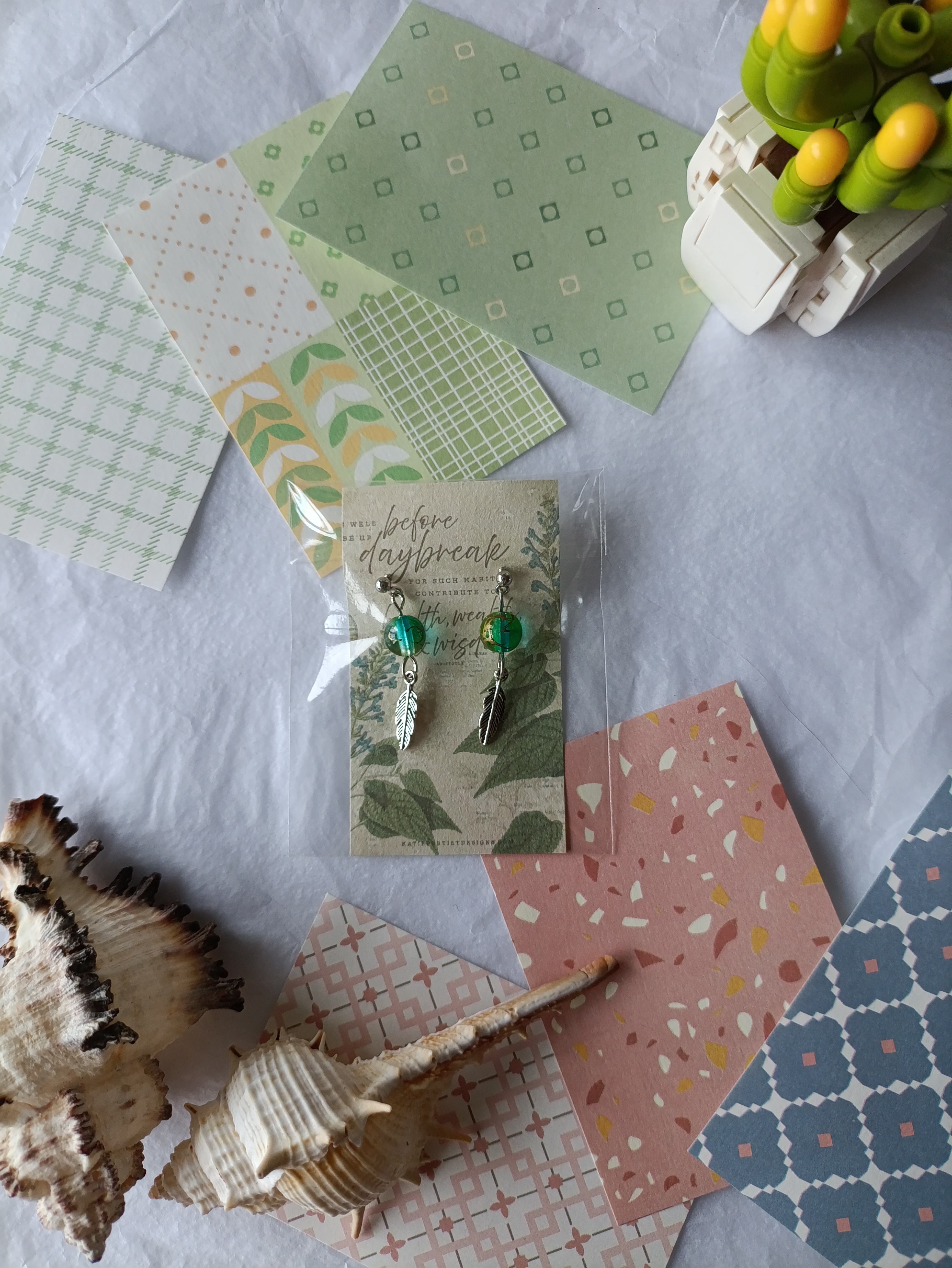 Серьги гвоздики Перья