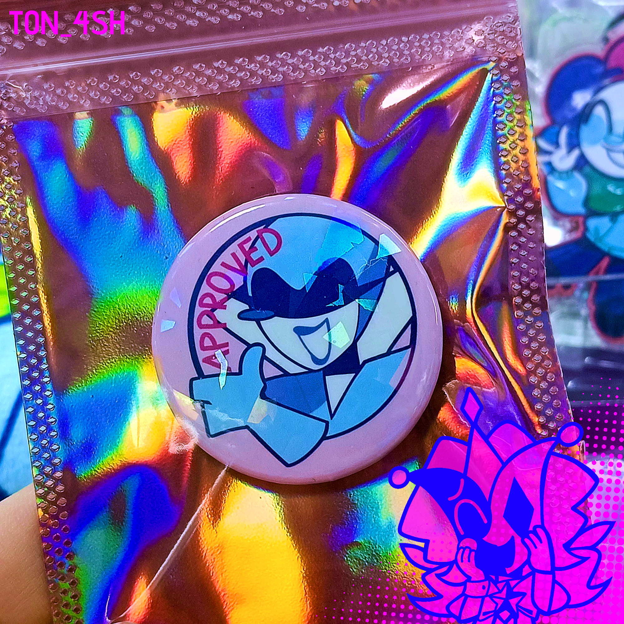 “ QUEEN approves” значок