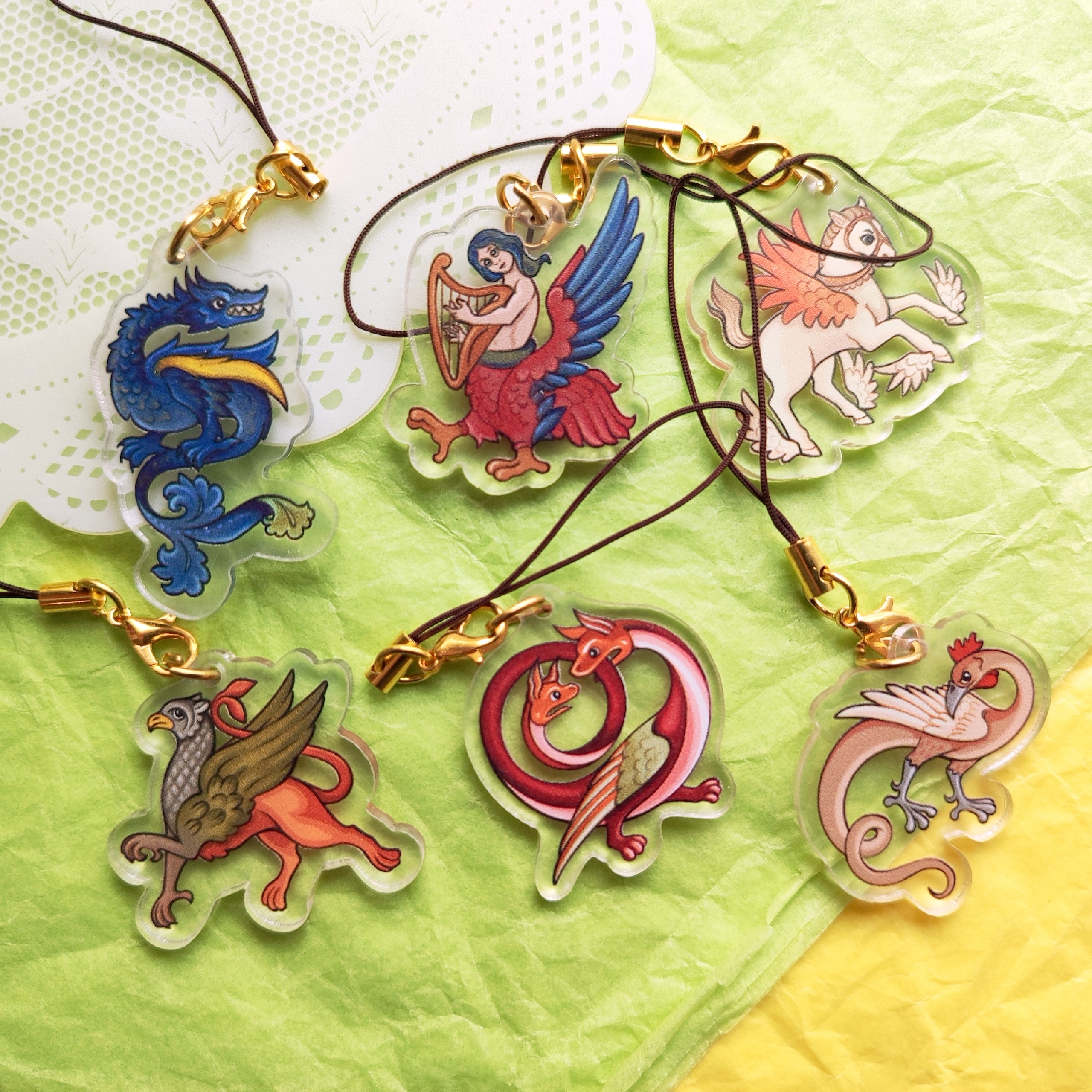 Гача брелок акриловый "Крылатое средневековье"