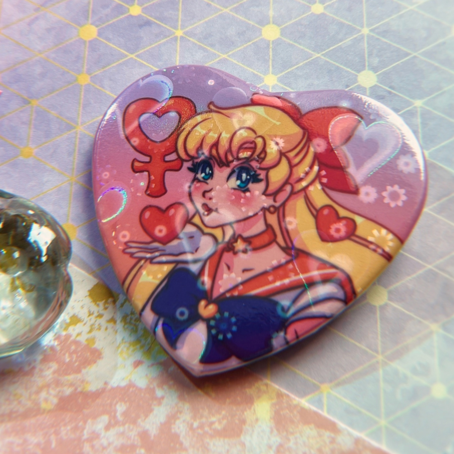 Значок-сердце Венера