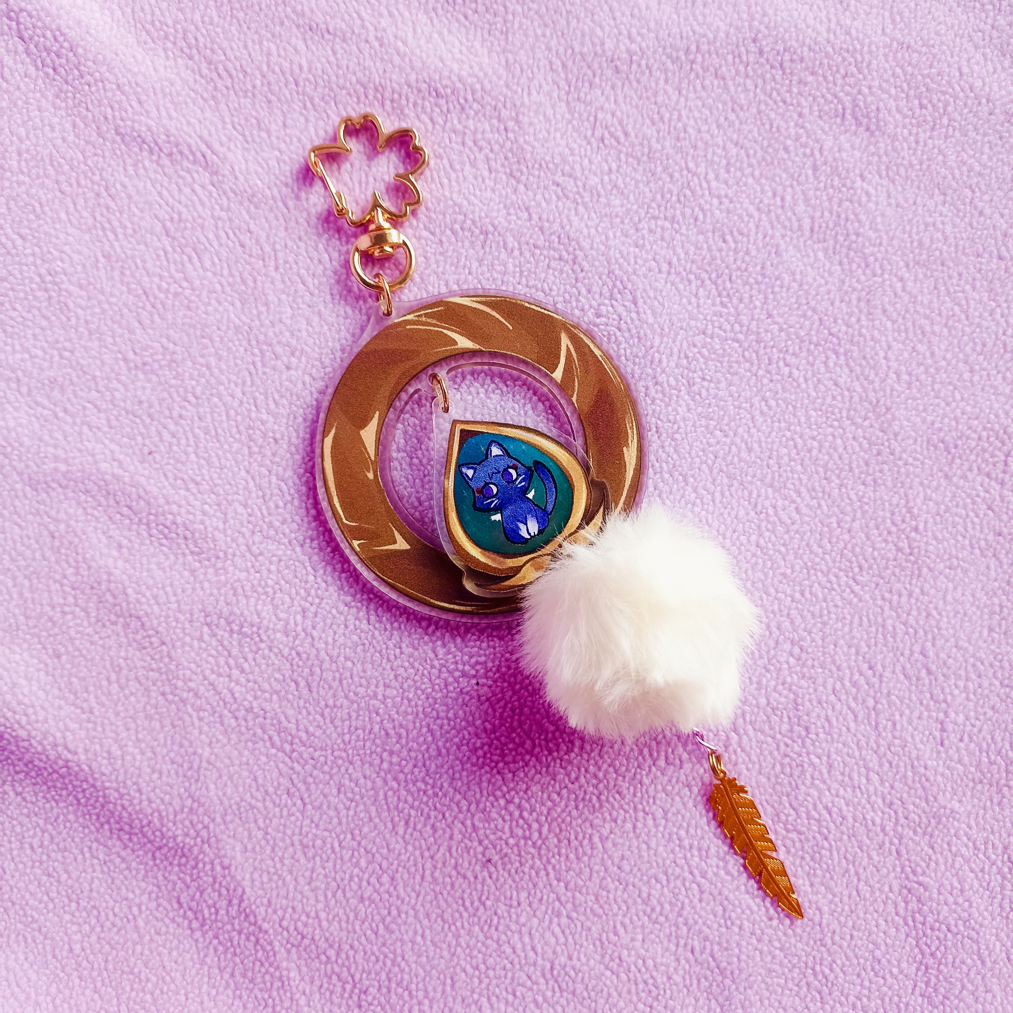 Скаракотик с пером