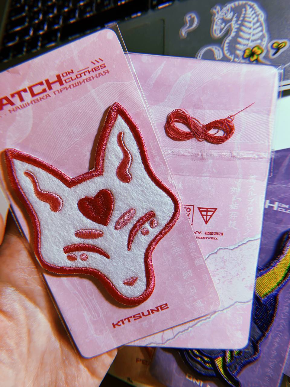 Нашивка Китсунэ роз.