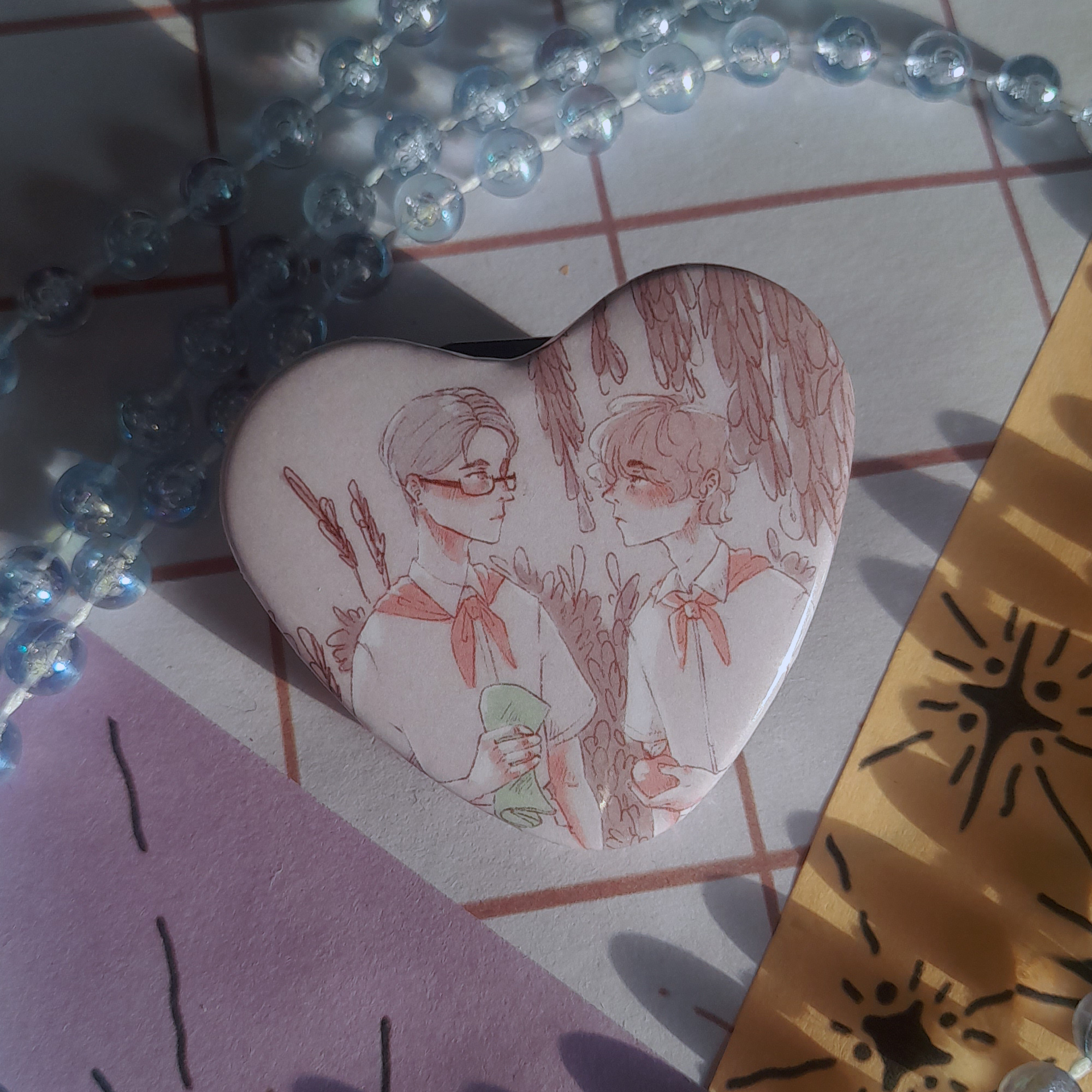 значок закатной мини-сердечко "ласточка"