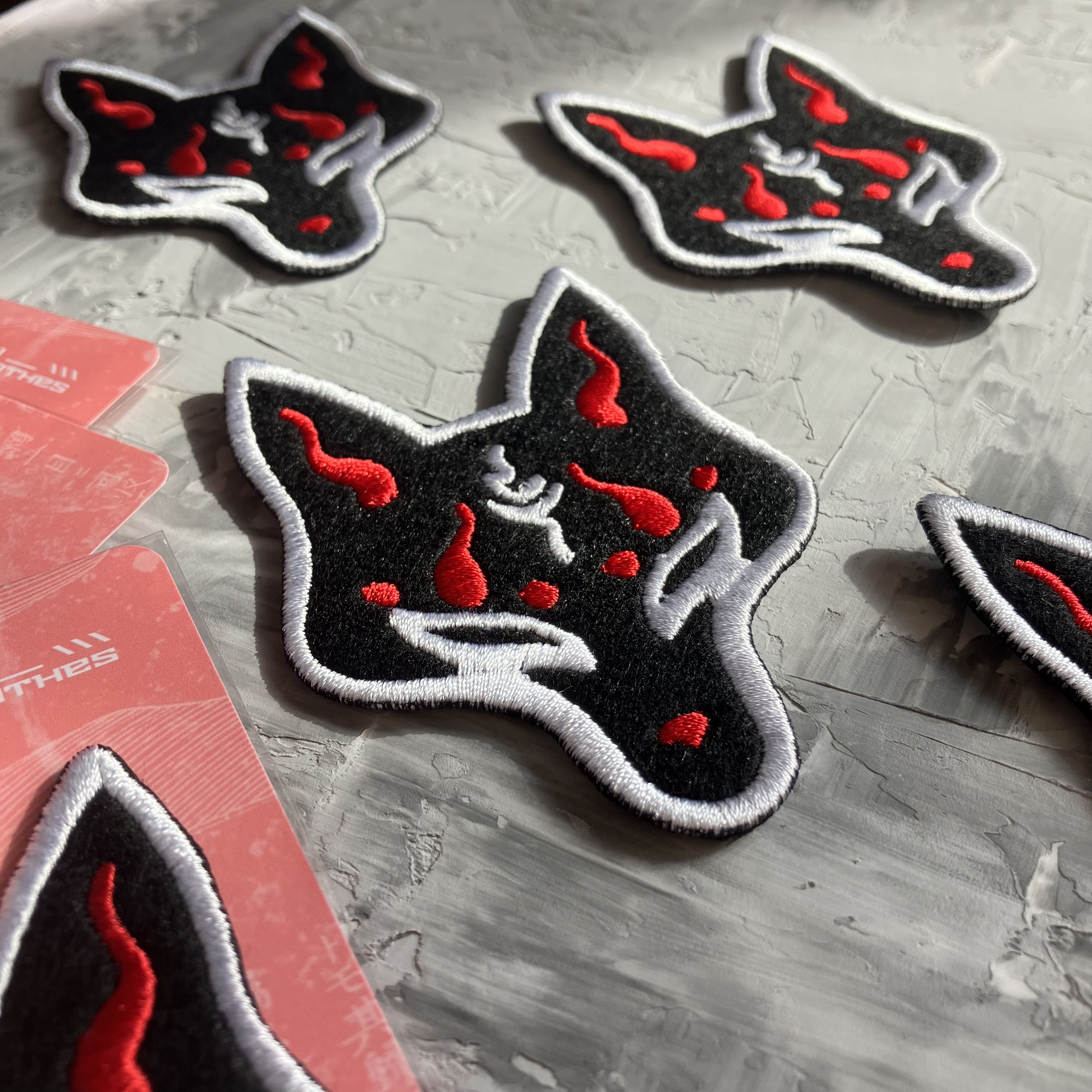 Нашивка Китсунэ черн.