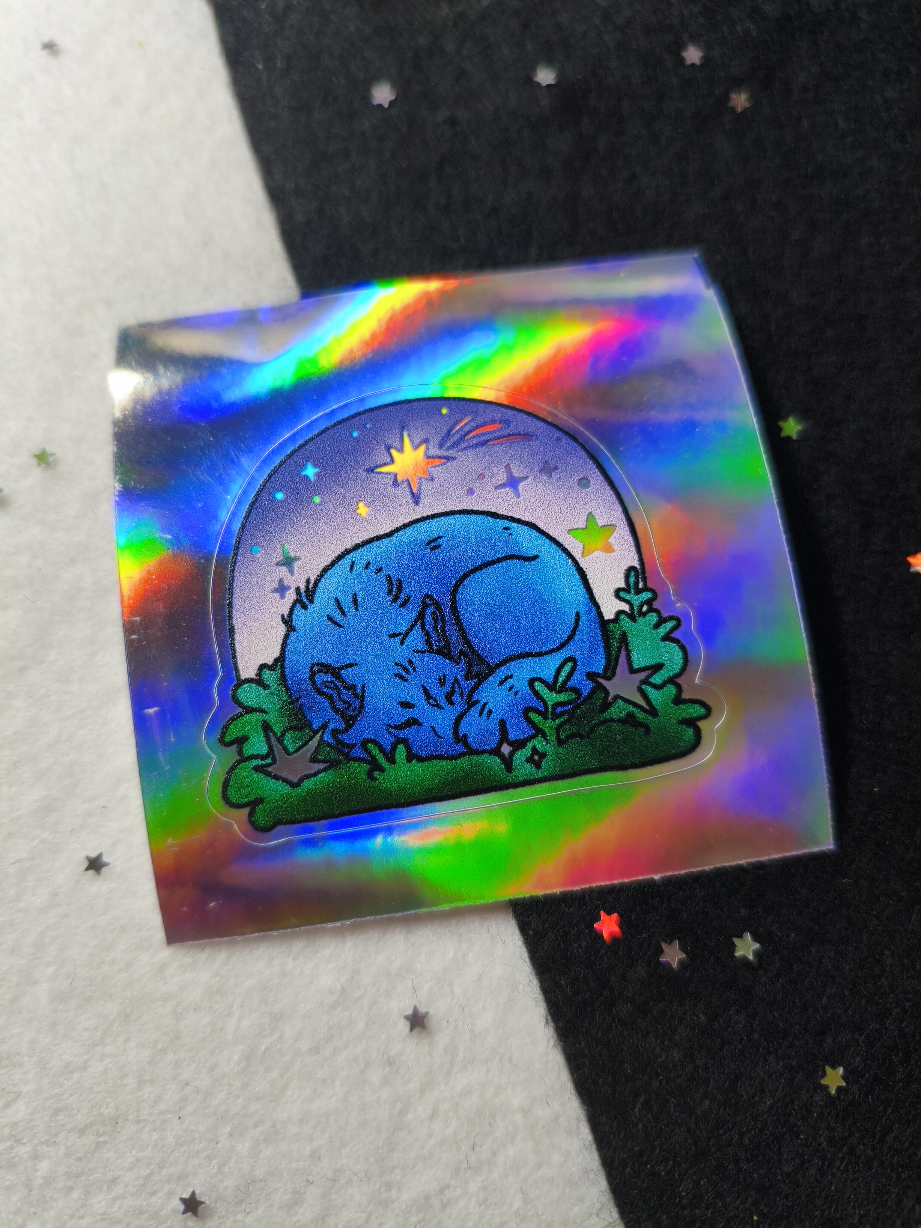 Голо стикер спящий волк