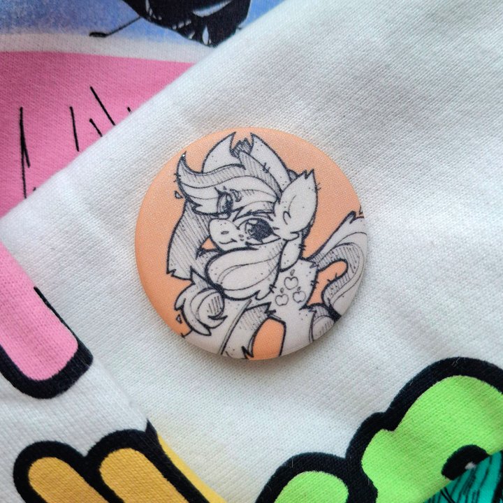 Значок Эпплджек к 15-летию MLP:FiM