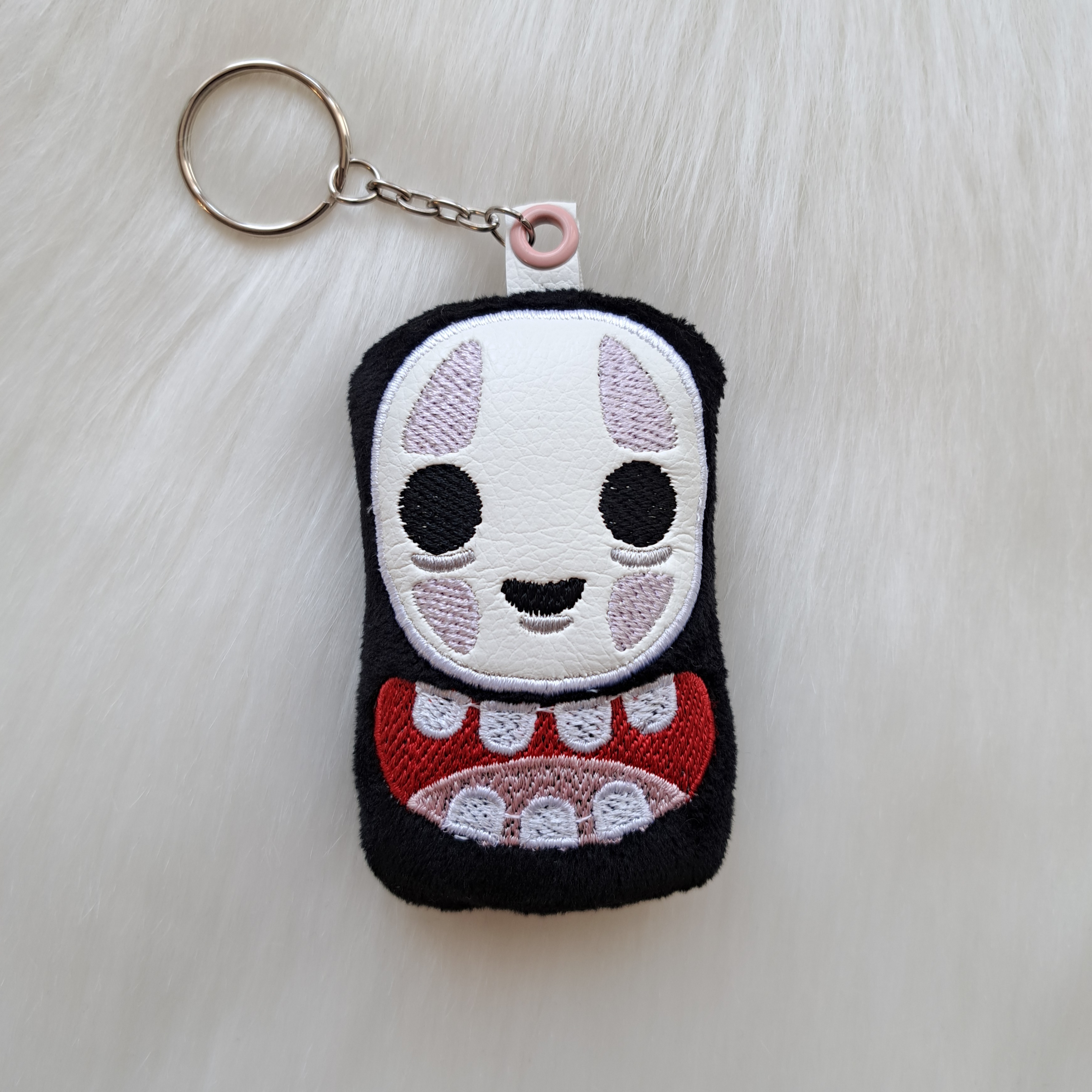 Брелок Безликий улыбка