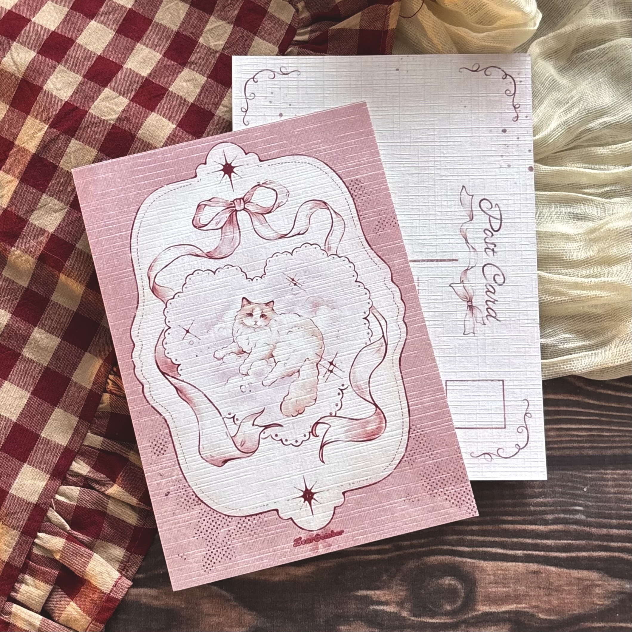 Открытка "Розовая кошка"