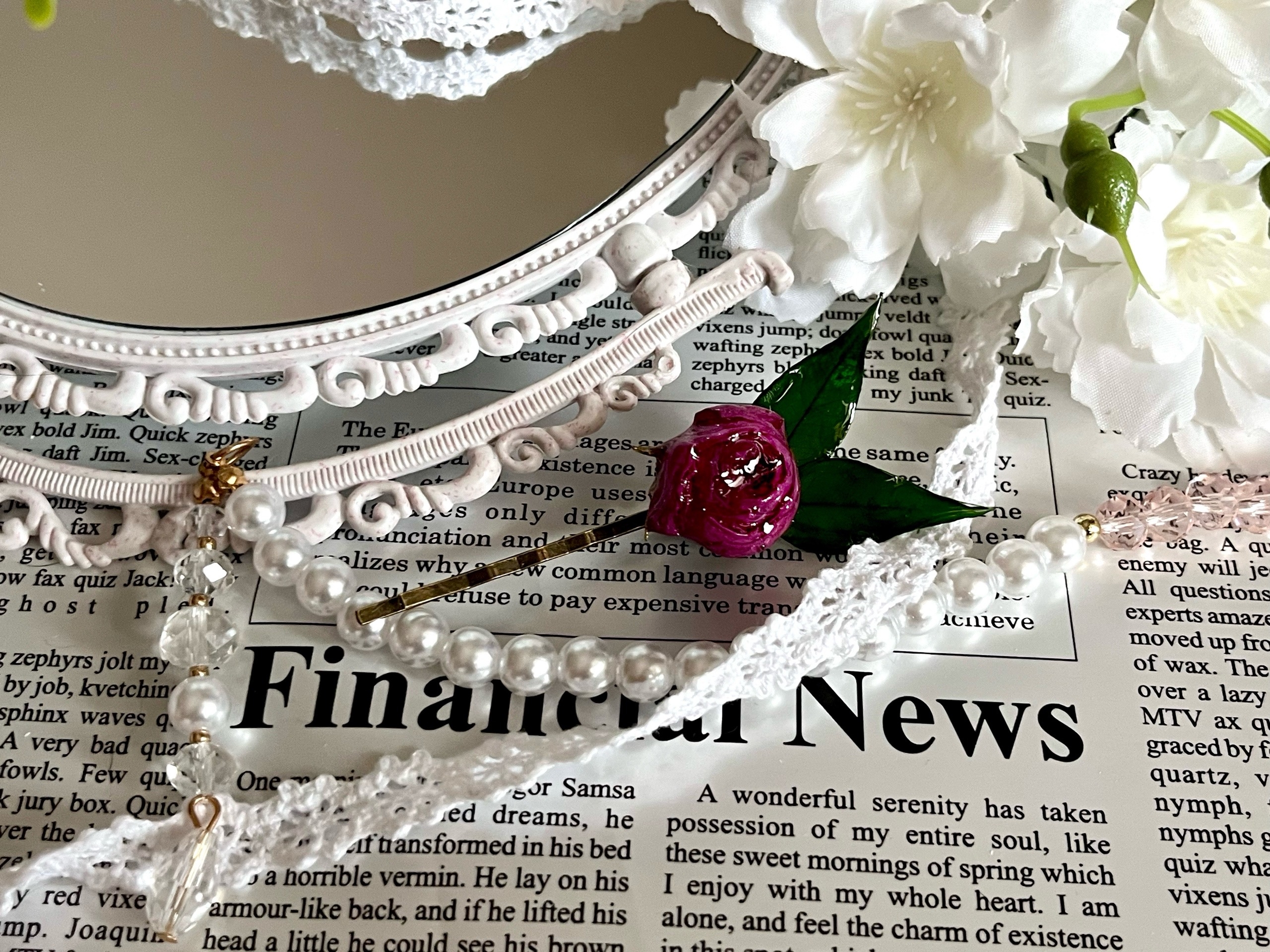 Заколка Роза с листьями