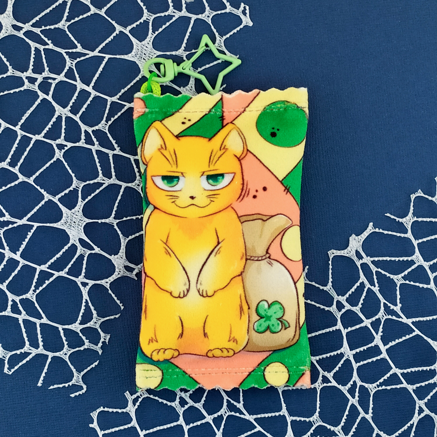 Мягкий шейкер "Кот Дерек"
